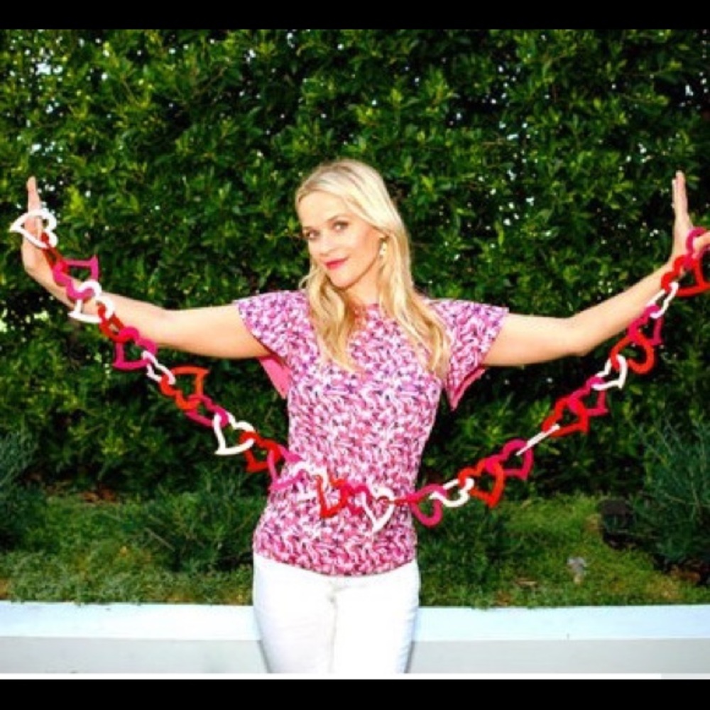 Draper James Pink floral cloister top